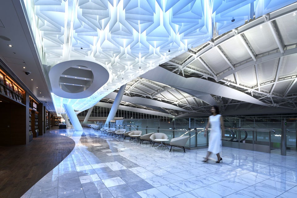 Tokyo International Airport Terminal 2 International Flight Facility "TOKYO AIR"
